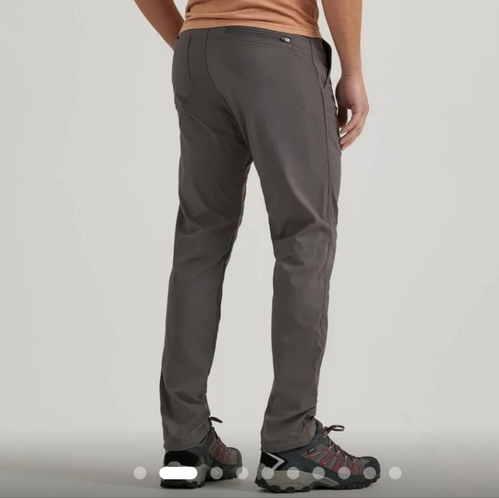 Wrangler Men's ATG Convertible Trail Tapered Jogger Pants - Pavement - Picture 2 of 9